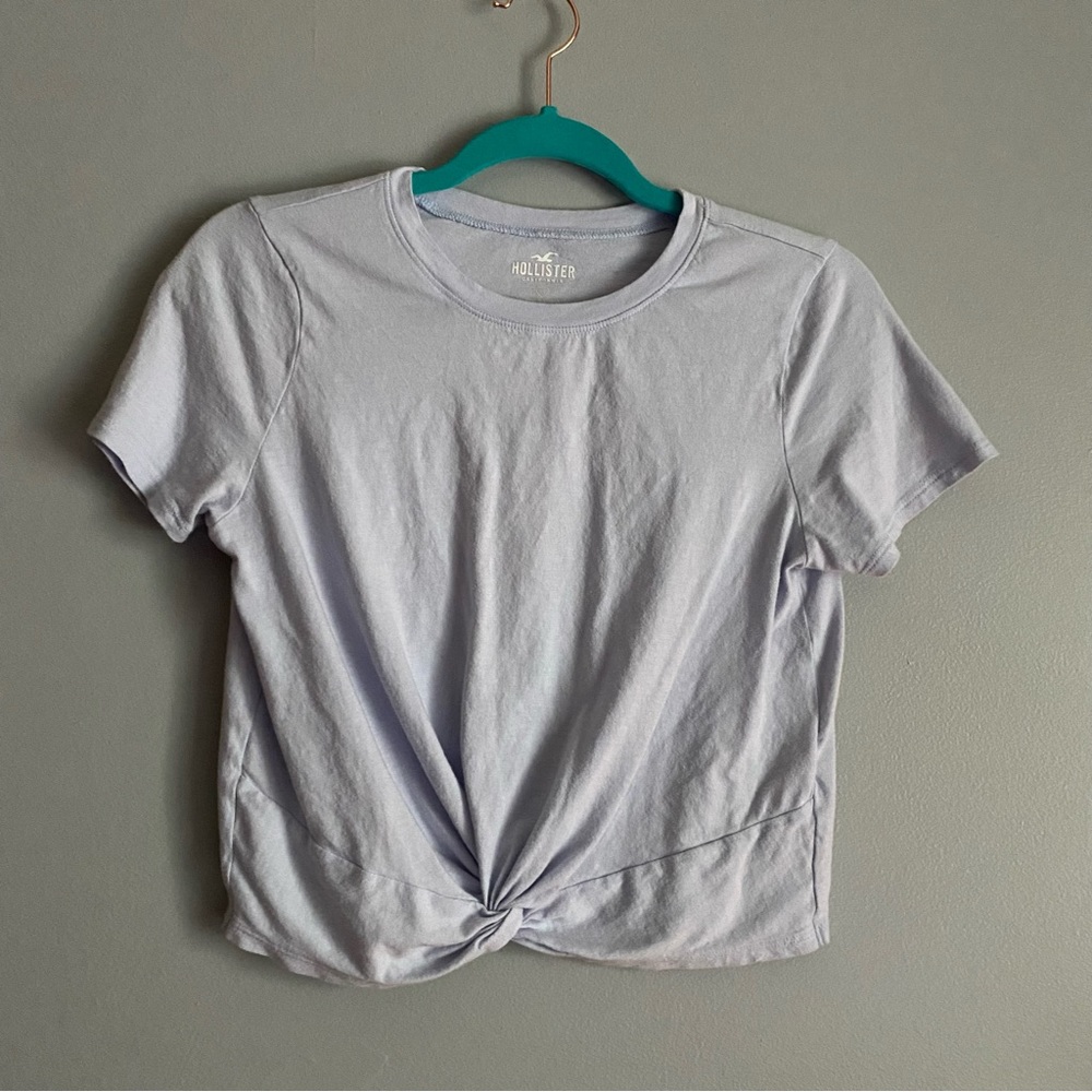 Hollister | Light Blue Cute Crop Top w/ Tie Knot Front | Size: Medium, Med, M